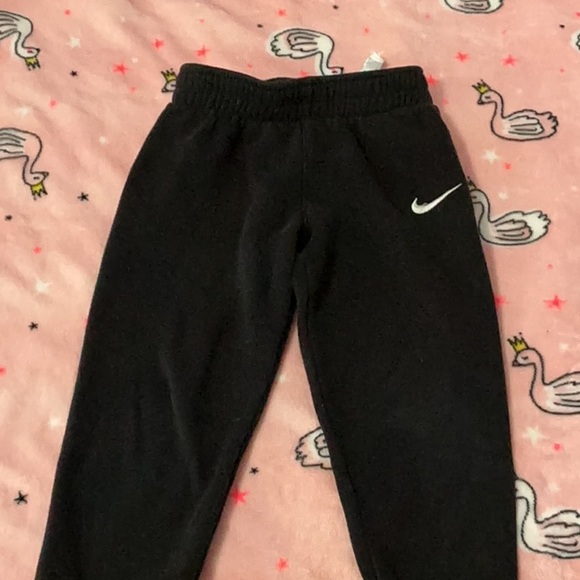 Nike Kids Black Joggers - Picture 4 of 4